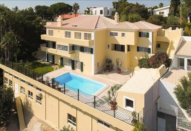 Estoril luxury suites & spa