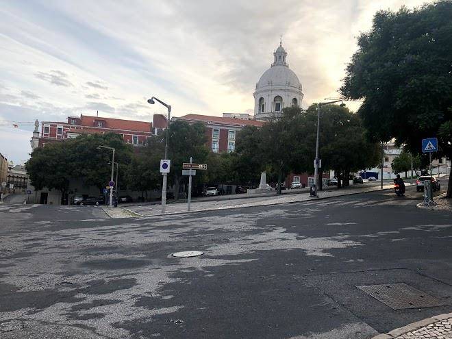 Enjoy Lisbon Graca Image