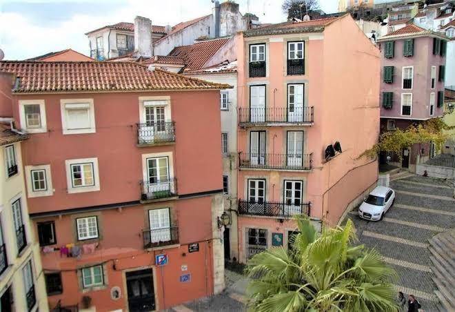 Lisboa Alfama Ii Image