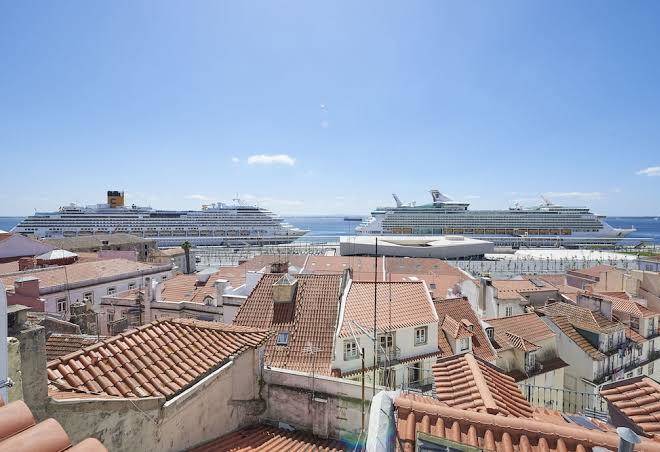 Lisbon holidays alfama
