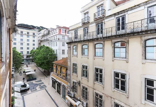 Lisbon silver flower