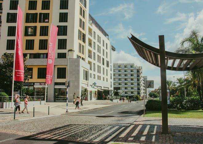 Torres Do Forum 2c Image