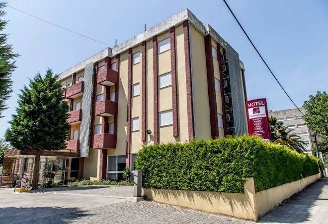 Hotel Columbano Image