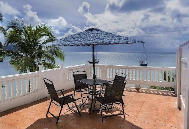 The Wave Hotel Image