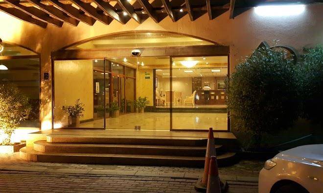 Al Sadd Suites Hotel Image