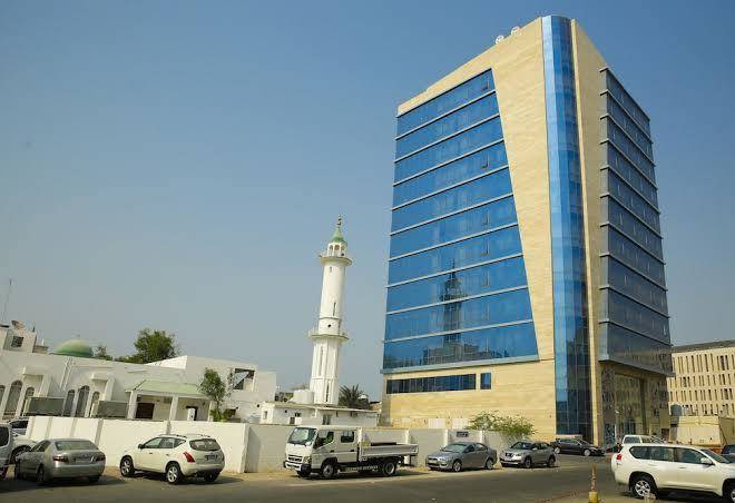 La Castle Hotel Image