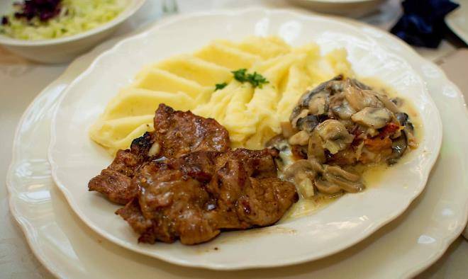 Restaurant si pensiunea balea