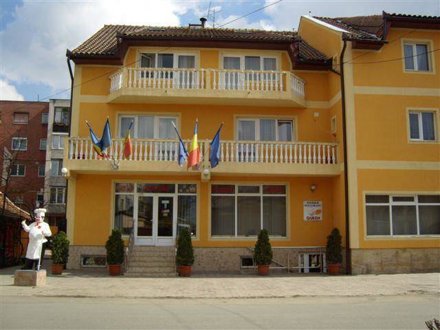 Hotel queen