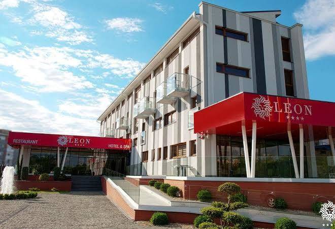 Leon hotel