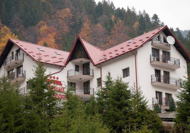 Hotel piscul negru cazare transfagarasan