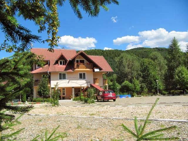 Pensiunea paradisul naturii