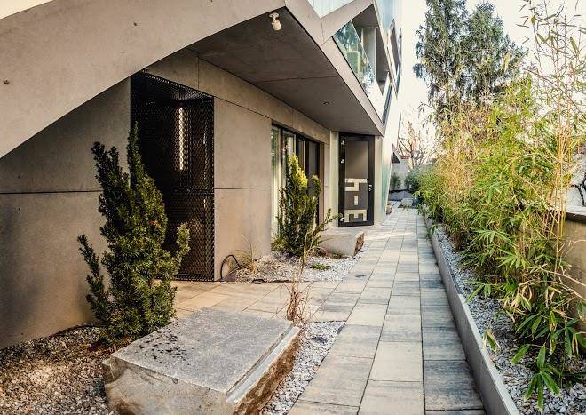 Blend City Center Image