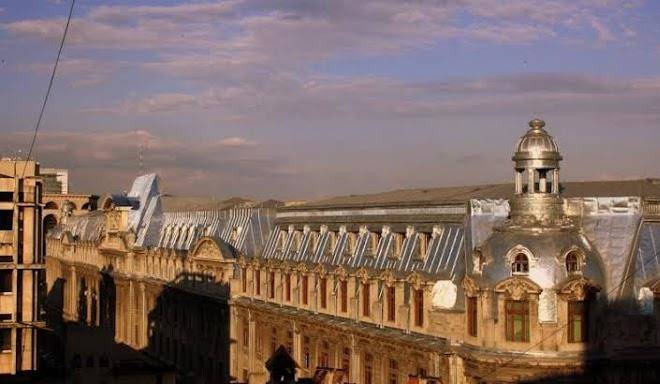 Royal accommodation