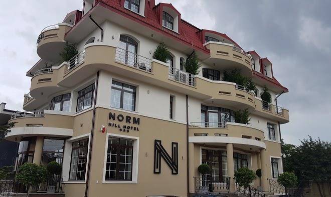 Norm Hill Hotel Image