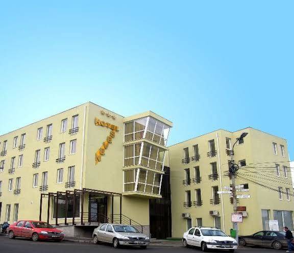 Hotel seven