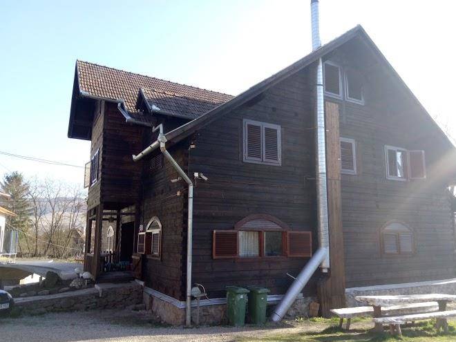 Pensiunea moara lipanului