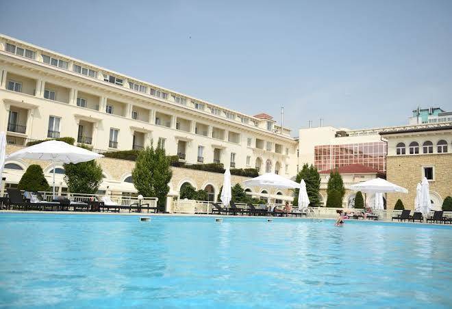 Iaki hotel