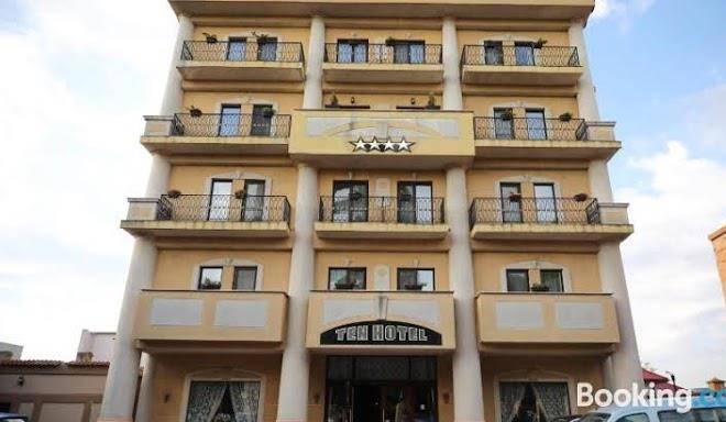 Ten hotel