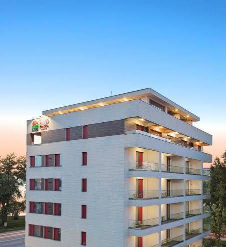 Tomis hotel