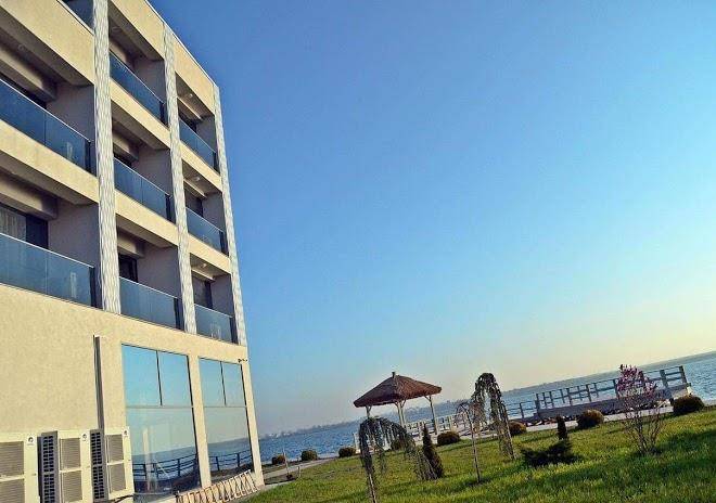 Vila zev mamaia