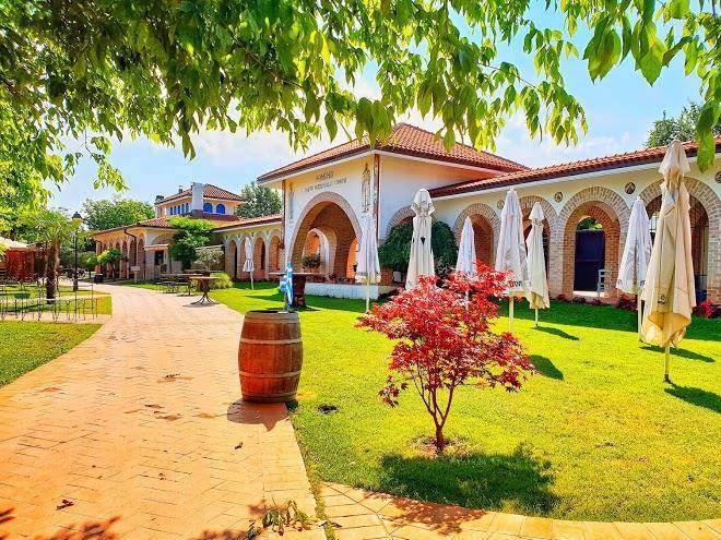 Casa Comana Hotel Restaurant Image