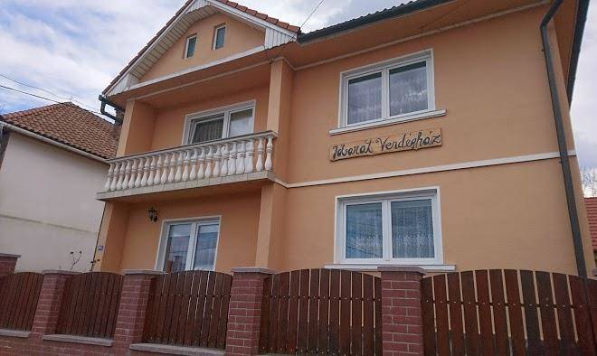 Jobarat Vendeghaz Image