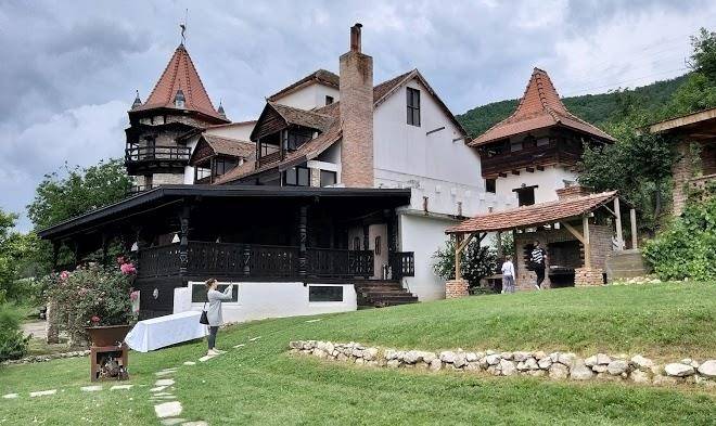 Castelul lupilor