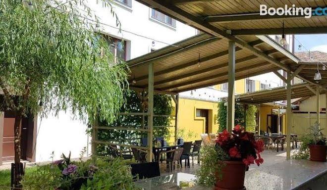 Hotel dacor