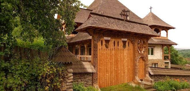 White lily pensions accommodation desesti maramures