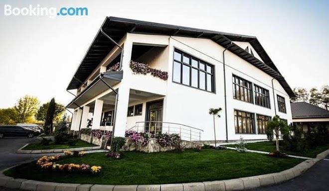 Condor resort