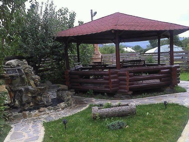 Pensiunea octogon