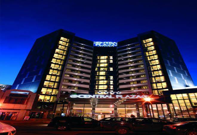Central plaza hotel