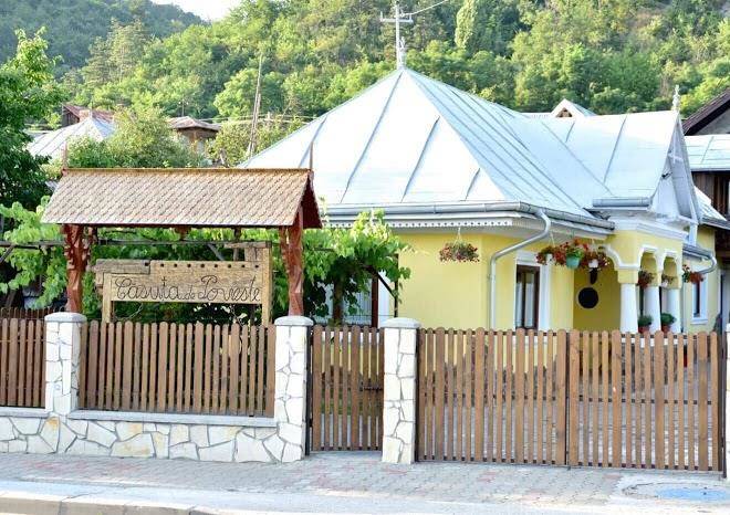 Casua de poveste