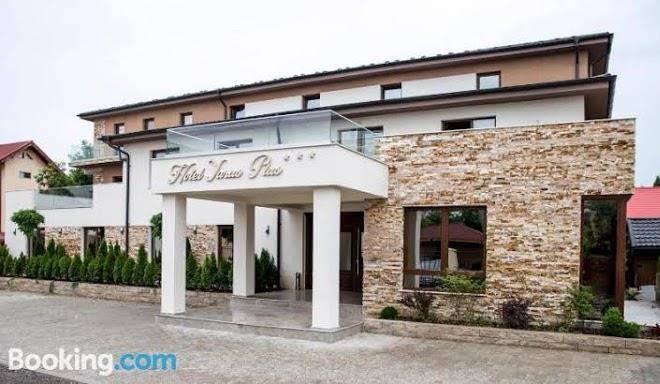 Hotel yarus plus