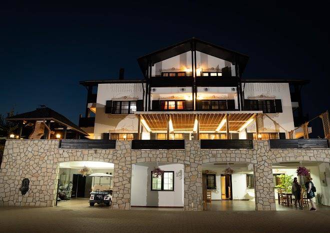 Kim country club