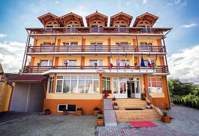 Hotel eden