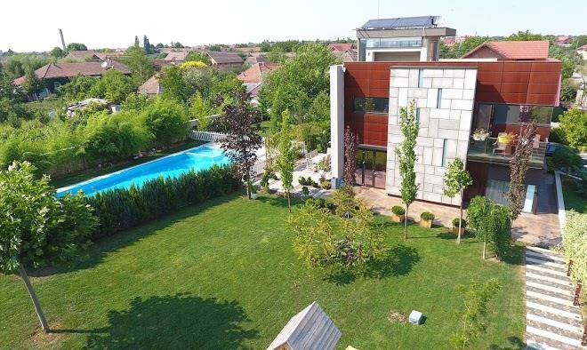 Kubiq Residence Image