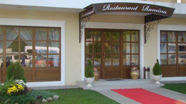 Hotel restaurant ramina