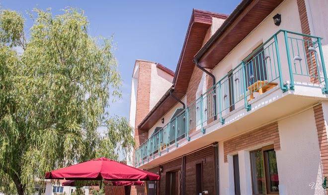 Vila far
