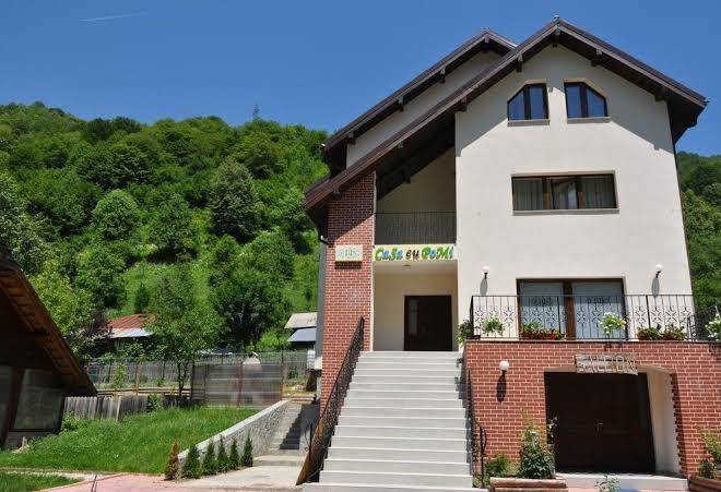 Casa cu pomi