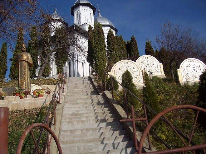 Pensiune restaurant moara viselor pastravarie cazare buna zona horezu
