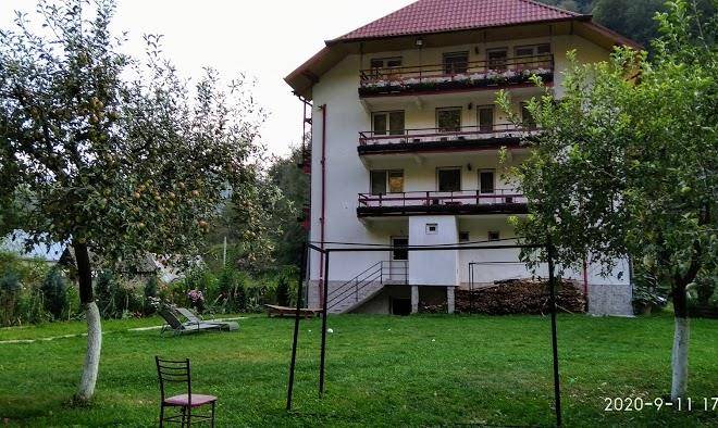 Lazar pensiune agroturistica