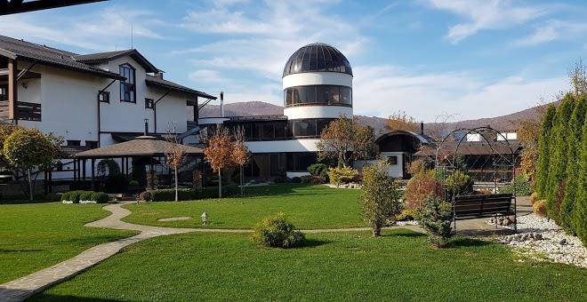 Otel' i restoran usad'ba parfenova