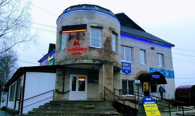 Gostinitsa plesetsk lastochkino gnezdo