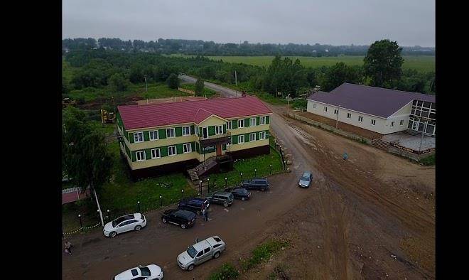 Coastal hotel