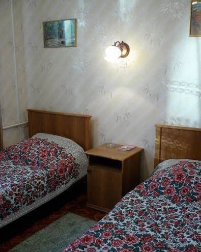 Avenyu otel'