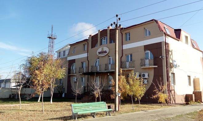 Fishing and hunting hotel complex