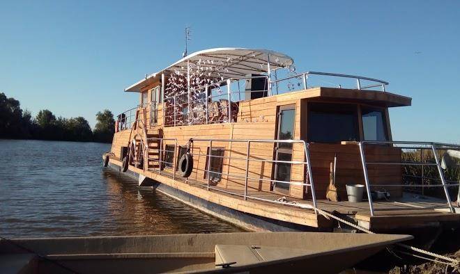 Zarya yacht