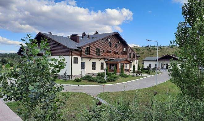 Alpika hotel