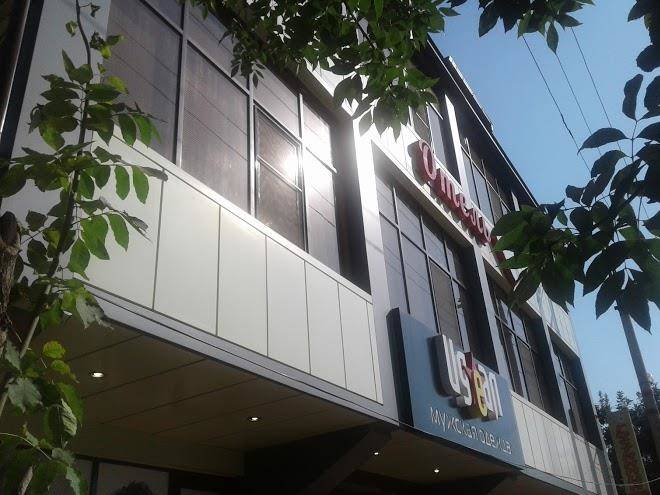 Tri tuza